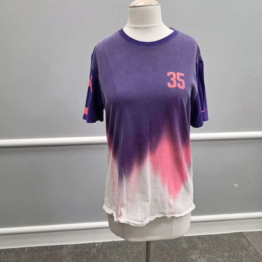 Nike Men's Kevin Durant Purple and Pink Gradient Tee 35 Logo